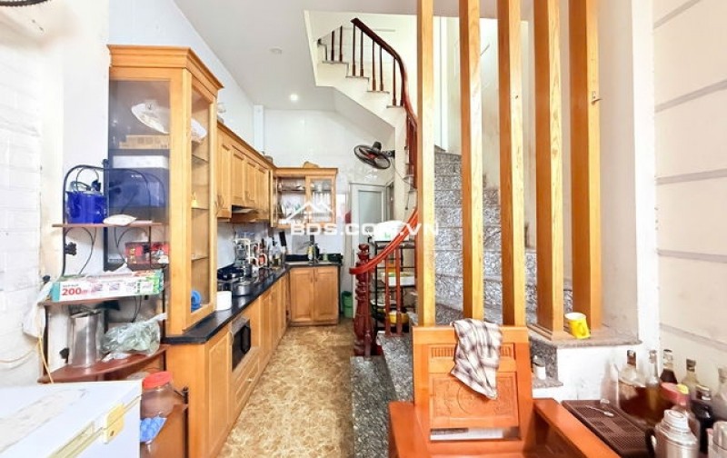 Bán Nhà 6 Tầng Hồ Tây - 2 Mặt Thoáng - Gần Phố - Gần Hồ Tây